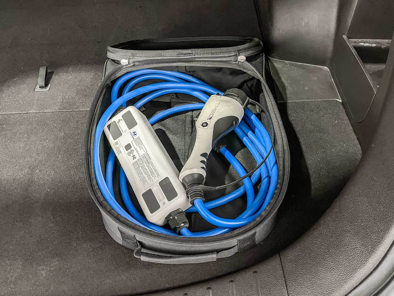 2022 Hyundai Santa Fe hybride rechargeable Luxury AWD-31