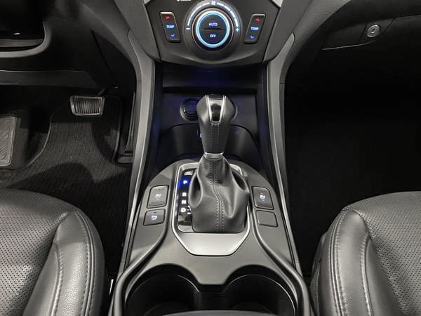 2017 Hyundai Santa Fe Sport LIMITED AWD-23