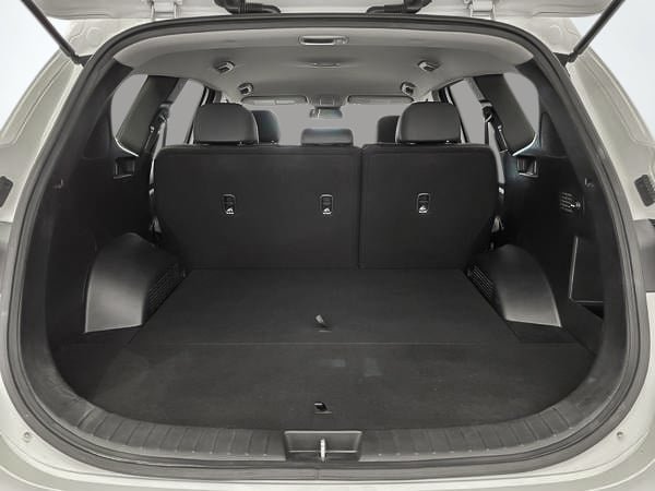Hyundai Santa Fe Essential 2019-23