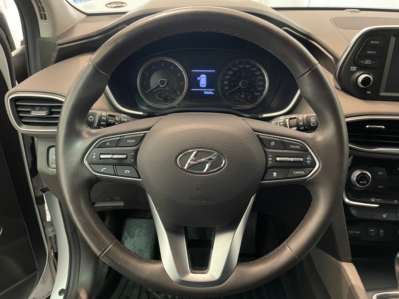 2020 Hyundai Santa Fe Preferred AWD-12