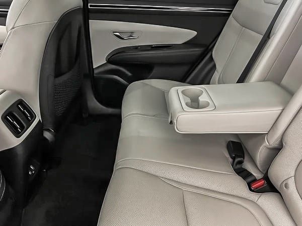 Hyundai Tucson hybride rechargeable Luxury AWD 2022-27