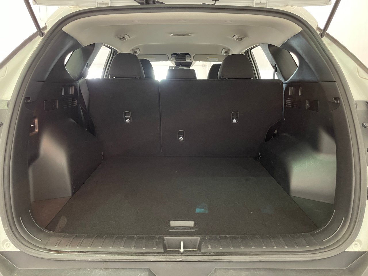 2022 Hyundai Tucson Essential-23