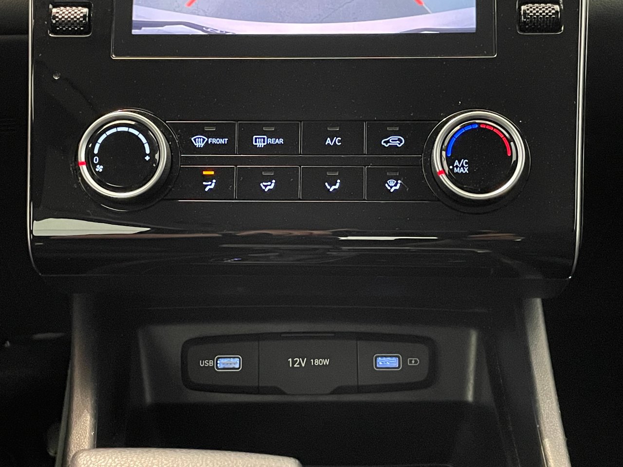 2022 Hyundai Tucson Essential-19