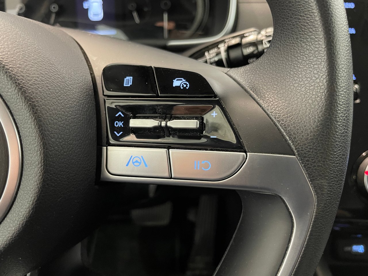 2022 Hyundai Tucson Essential-13