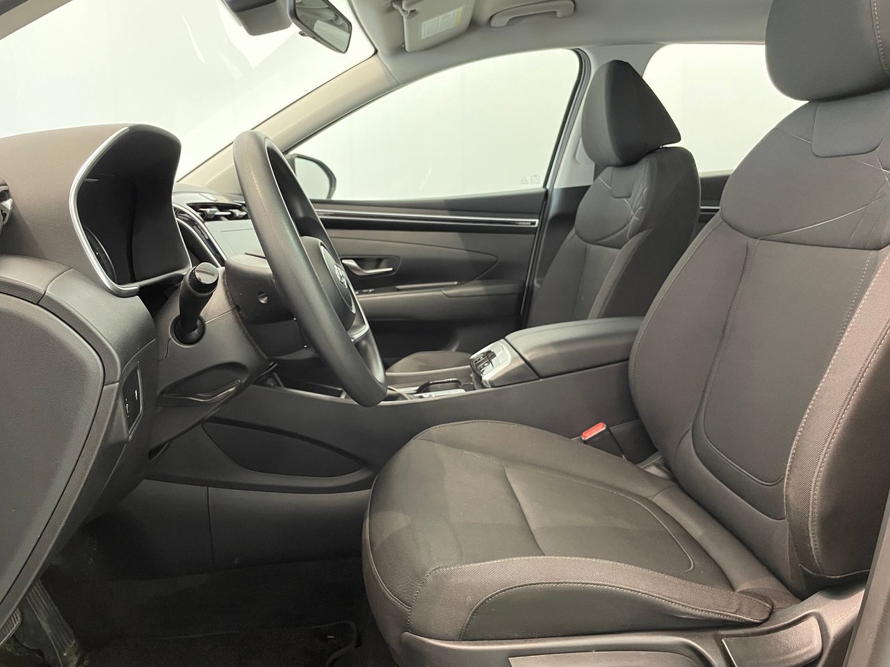 2022 Hyundai Tucson Essential-10