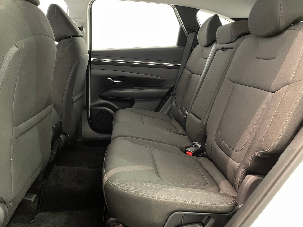 2022 Hyundai Tucson Essential-21