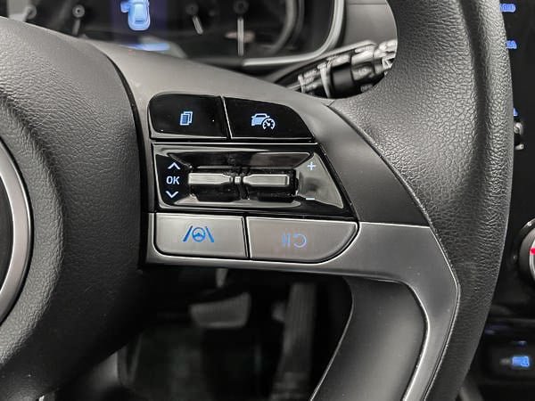 2022 Hyundai Tucson Essential-13