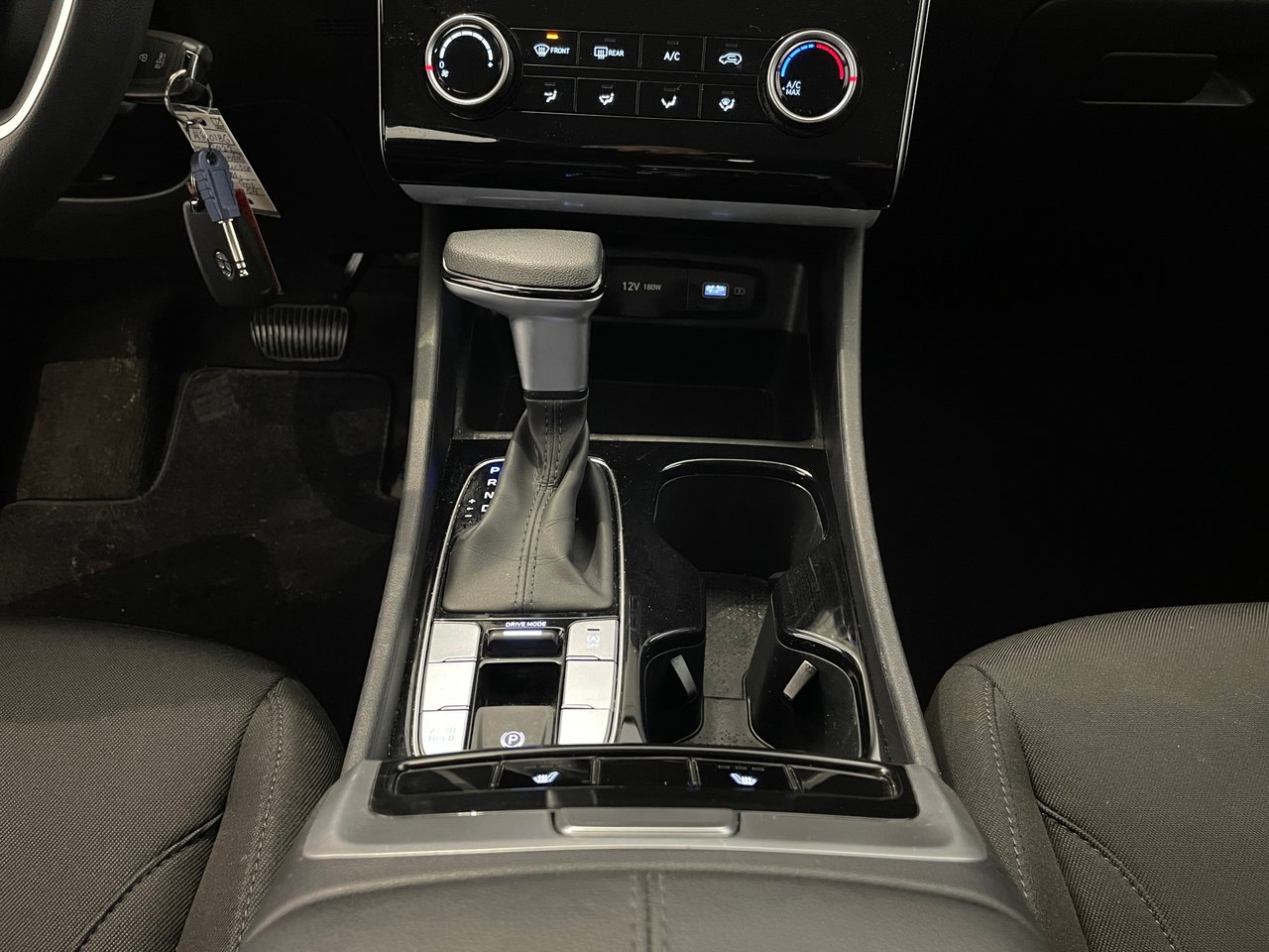2022 Hyundai Tucson Essential-19