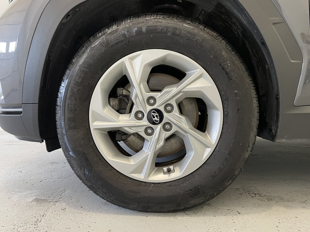 2022 Hyundai Tucson Essential-6