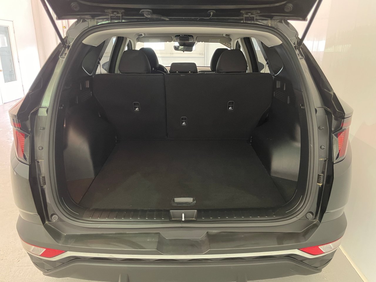 Hyundai Tucson Preferred AWD 2023-25