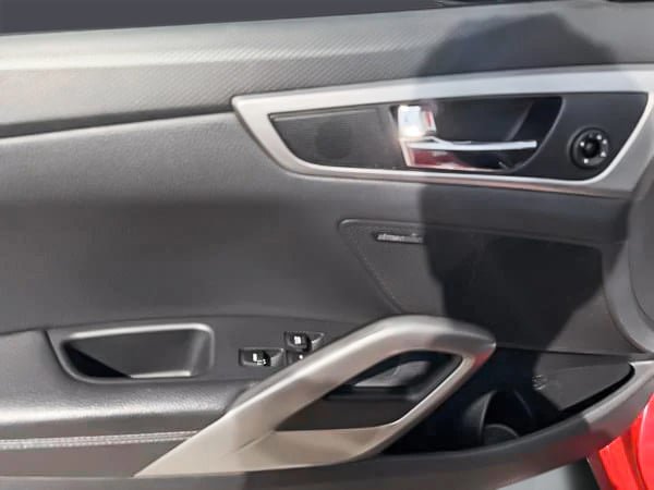 2013 Hyundai Veloster BASE-12