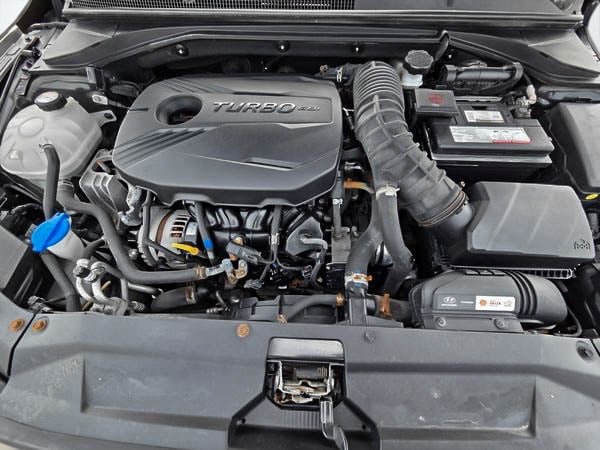 2020 Hyundai Veloster TURBO-8