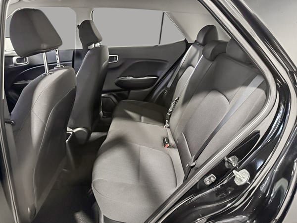 2022 Hyundai Venue ESSENTIAL-23