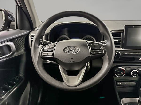 2022 Hyundai Venue ESSENTIAL-13