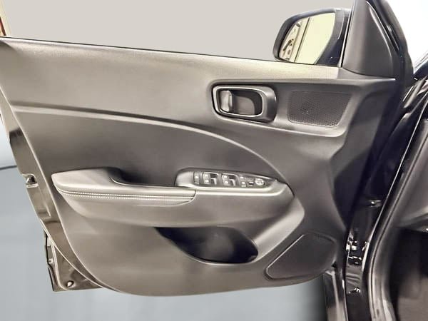 Hyundai Venue ULTIMATE DENIM 2022-11