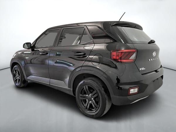 2023 Hyundai Venue Essential-4