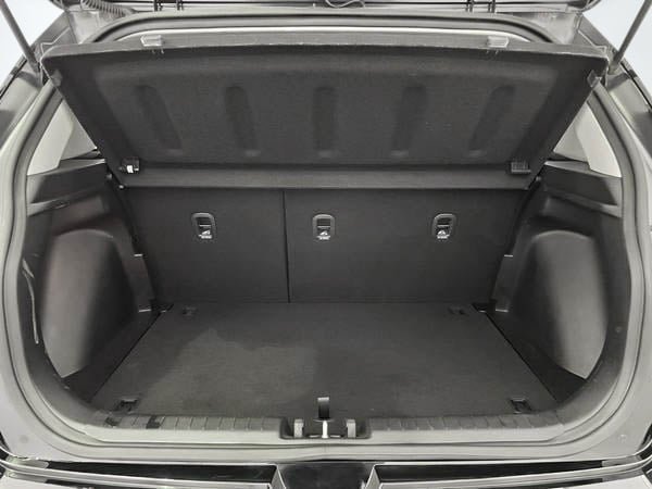 2023 Hyundai Venue Essential-22