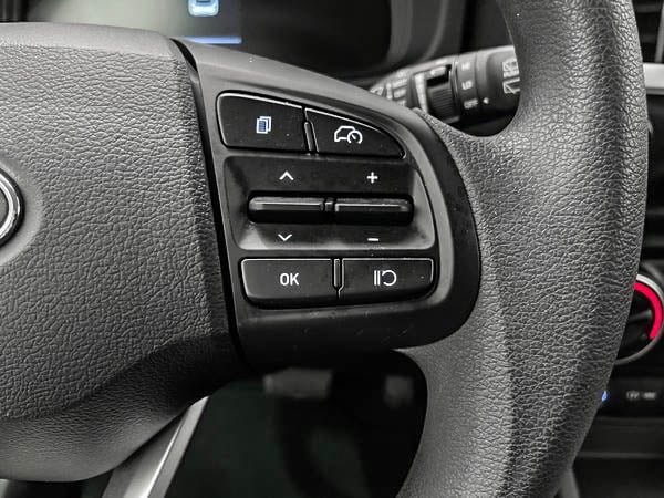 2023 Hyundai Venue Essential-13