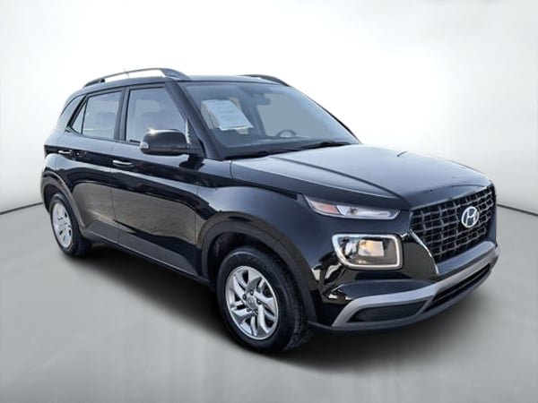 2023 Hyundai Venue Preferred-0