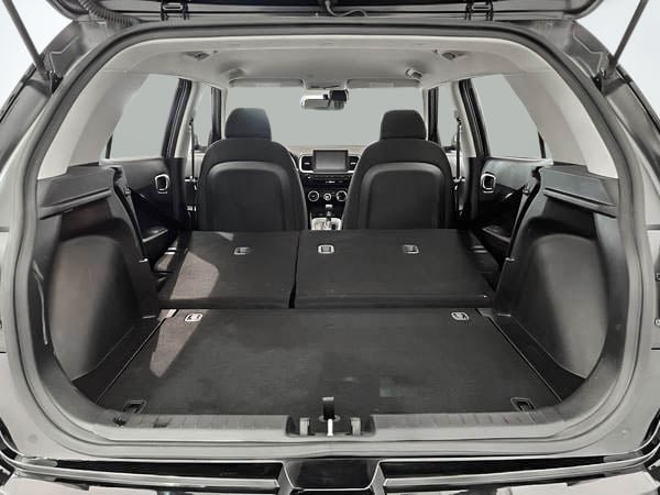 Hyundai Venue Essential 2023-23