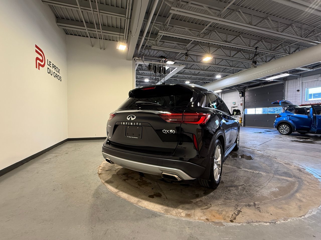 Infiniti QX50 Essential 2019-2