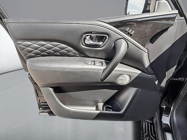2024 Infiniti QX80 Luxe-10