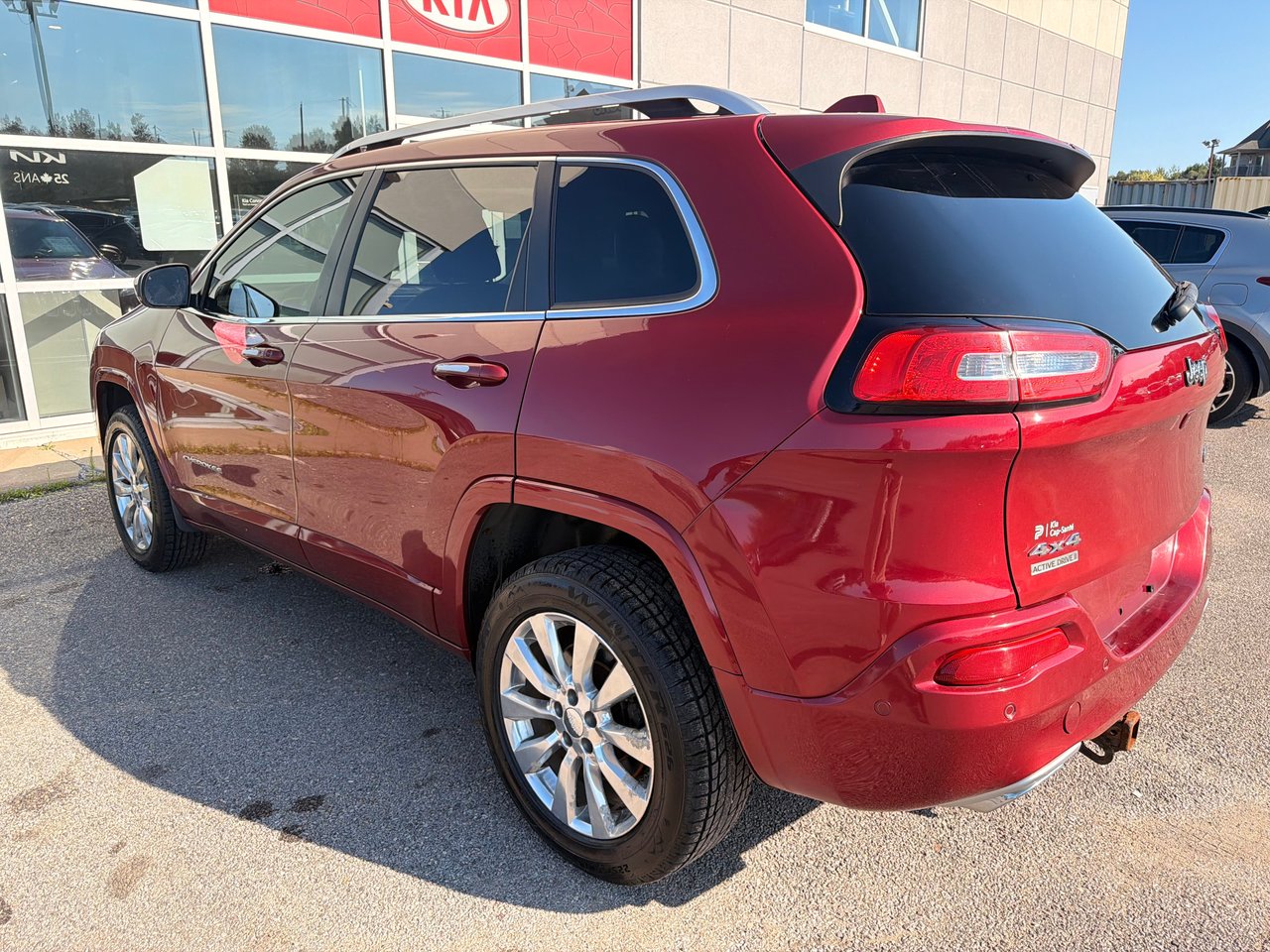 2016 Jeep Cherokee OVERLAND 4X4-4