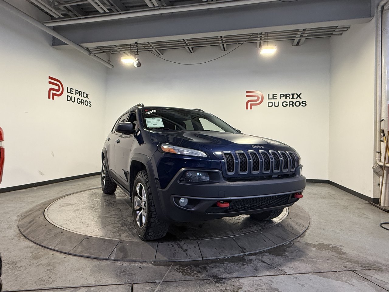 2018 Jeep Cherokee TRAILHAWK-0