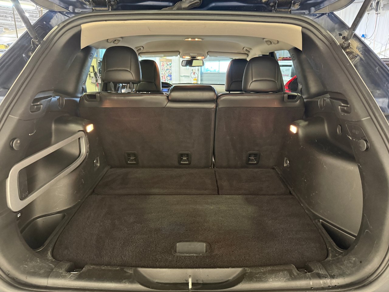2018 Jeep Cherokee TRAILHAWK-24