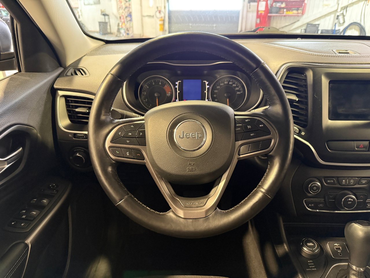 2021 Jeep Cherokee SPORT-13