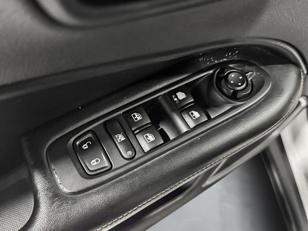 2018 Jeep Compass Limited-11