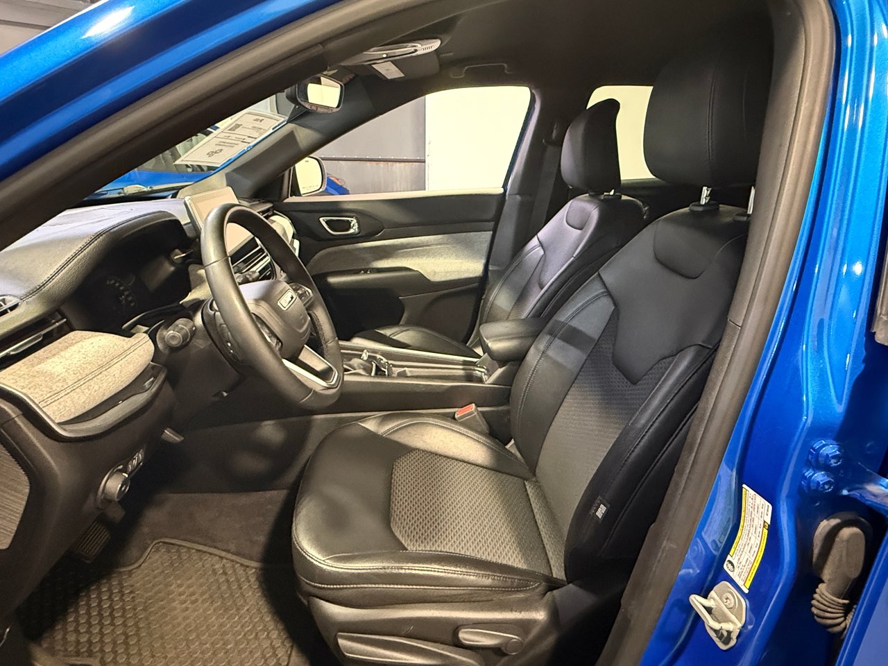 Jeep Compass North 2024-13