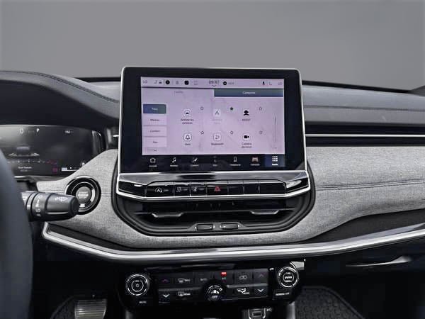 2025 Jeep Compass NORTH-15