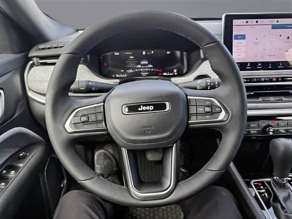 2025 Jeep Compass NORTH-12