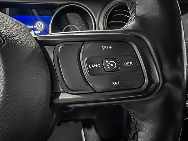 Jeep Gladiator High Altitude 2021-14