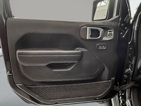 2023 Jeep Gladiator SPORT S-10