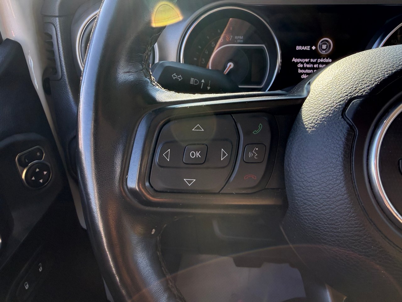 Jeep Gladiator SPORT S ALTITUDE 2023-13