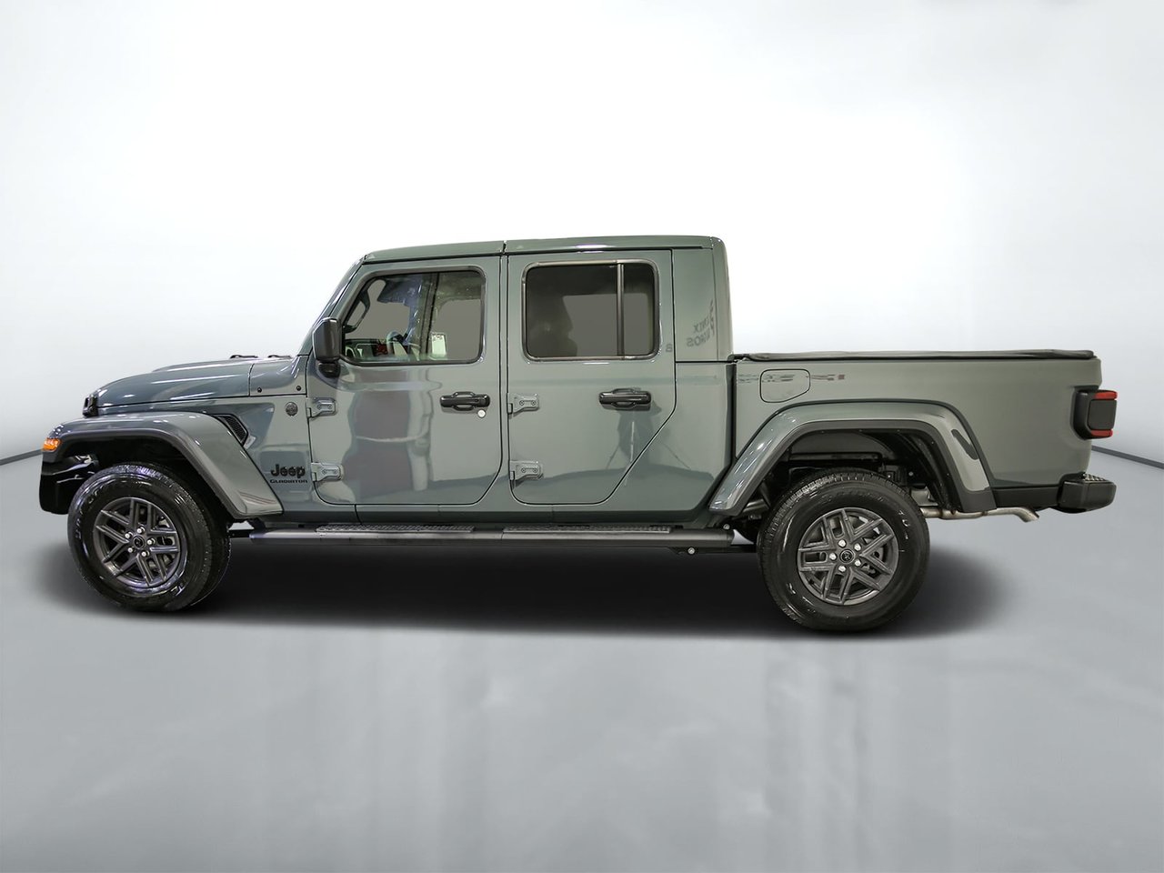2025 Jeep Gladiator SPORT-1