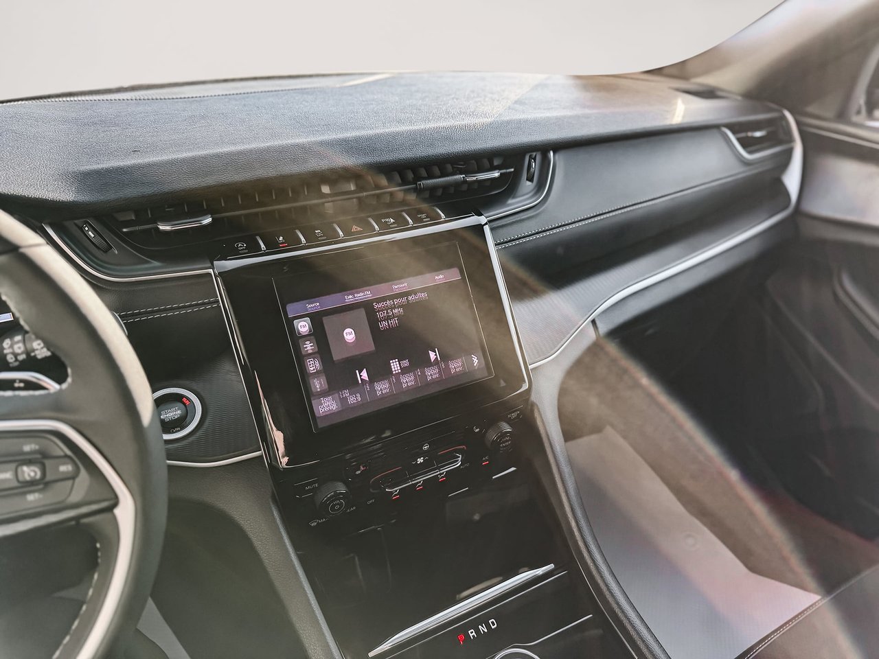 2025 Jeep Grand Cherokee L Altitude-11