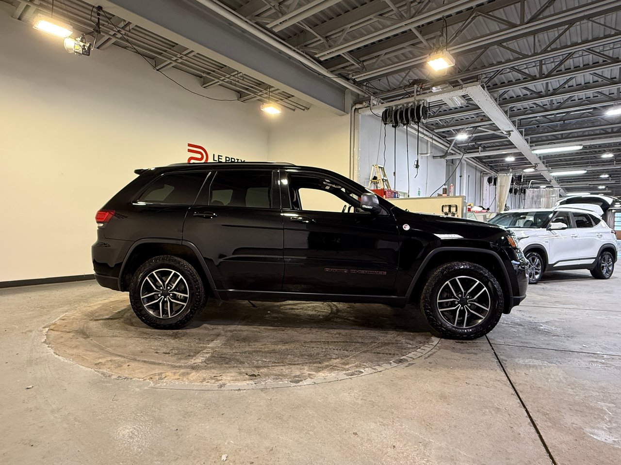 Jeep Grand Cherokee Trailhawk 2019-1