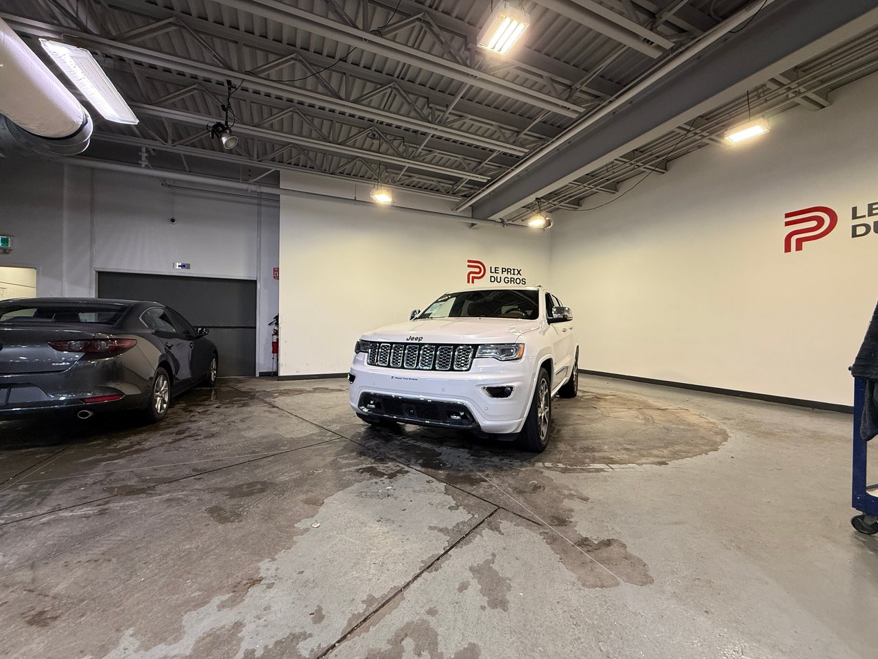 2021 Jeep Grand Cherokee OVERLAND-6