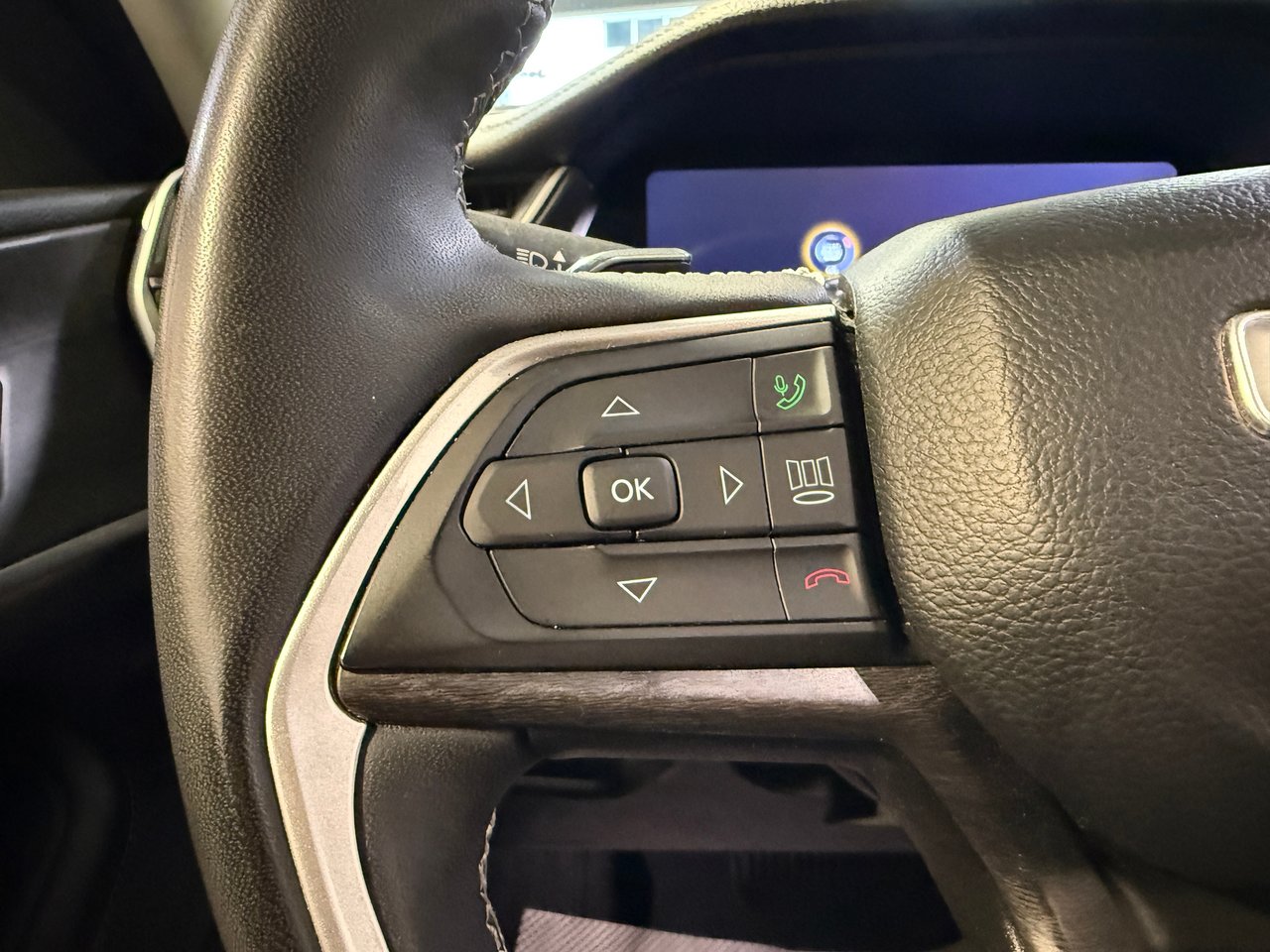 2023 Jeep Grand Cherokee Limited-16