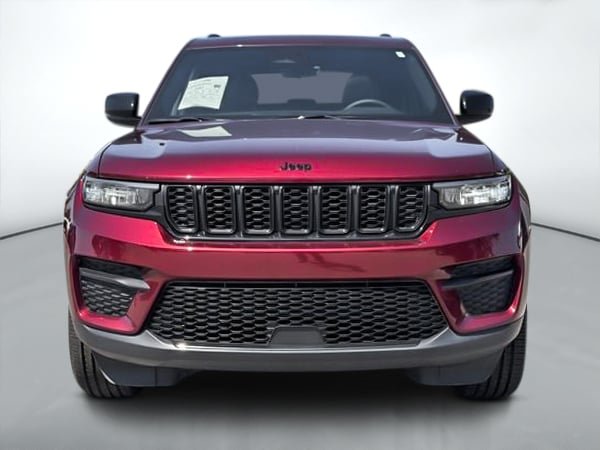 2025 Jeep Grand Cherokee Altitude-7