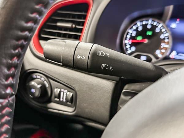2022 Jeep Renegade Trailhawk-16