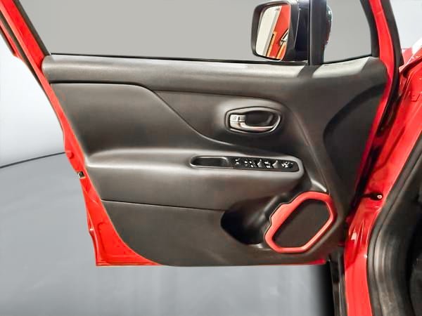 2022 Jeep Renegade Trailhawk-10