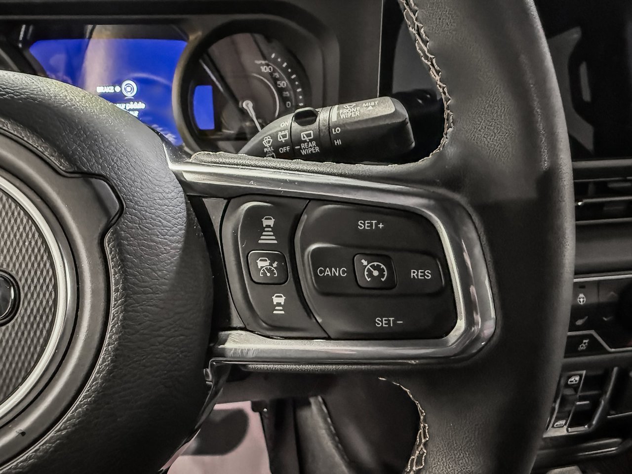 Jeep Wrangler 4xe 4xe 2024-17