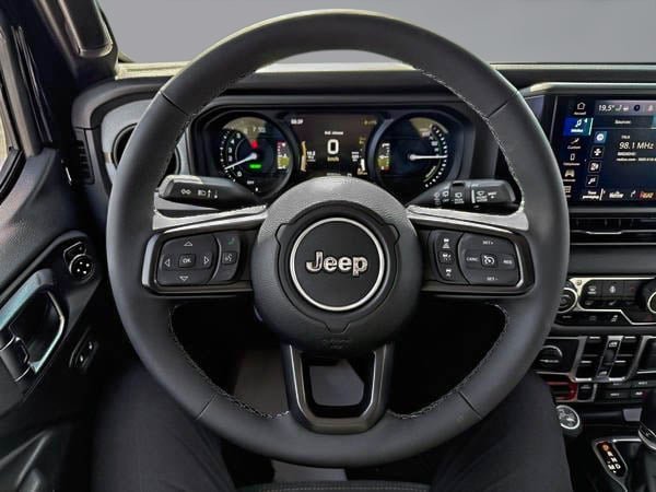 Jeep Wrangler 4xe Willys 2025-11