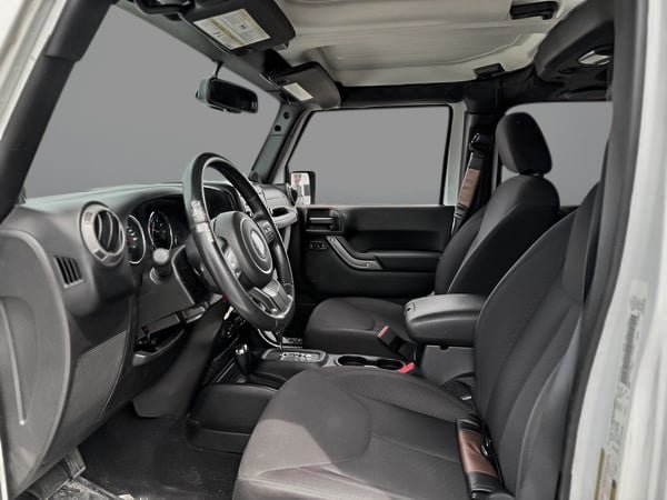 Jeep Wrangler Unlimited SPORT TENTE DE CAMPING 2014-8