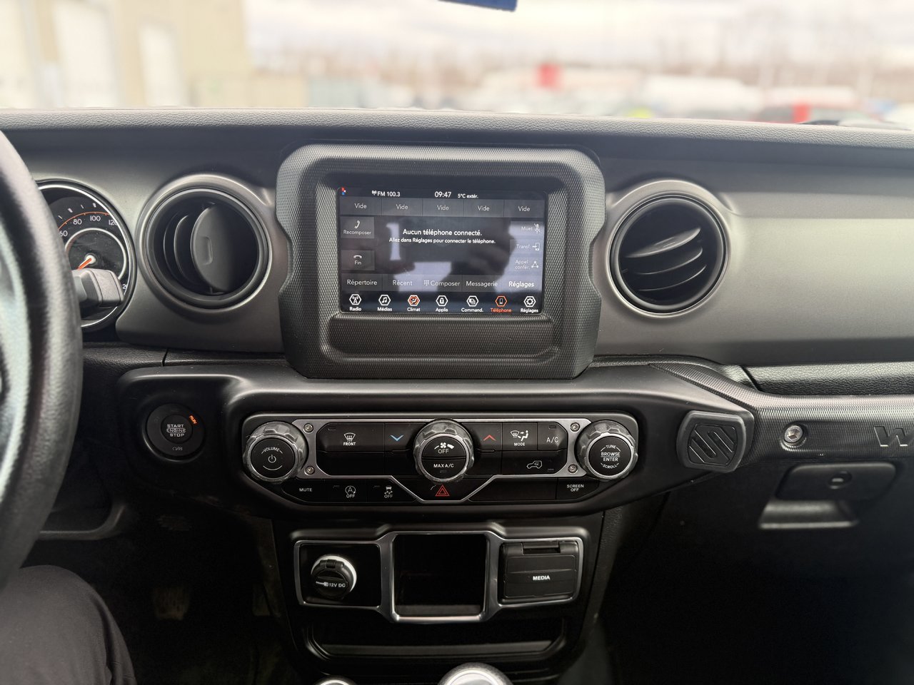 Jeep Wrangler Sport 2022-9