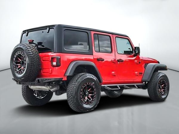 Jeep Wrangler UNLIMITED ALTITUDE // 14000$ DE MODIFICATION 2022-4